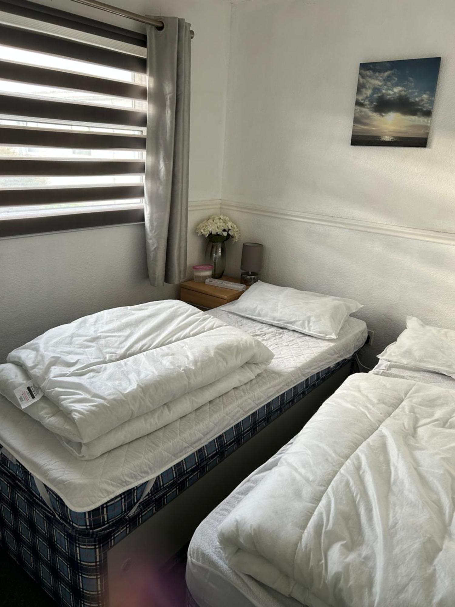 2 Bedroom Close To *